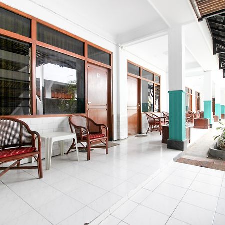 יוגיאקרטה Reddoorz Plus Near Alun Alun Selatan מראה חיצוני תמונה