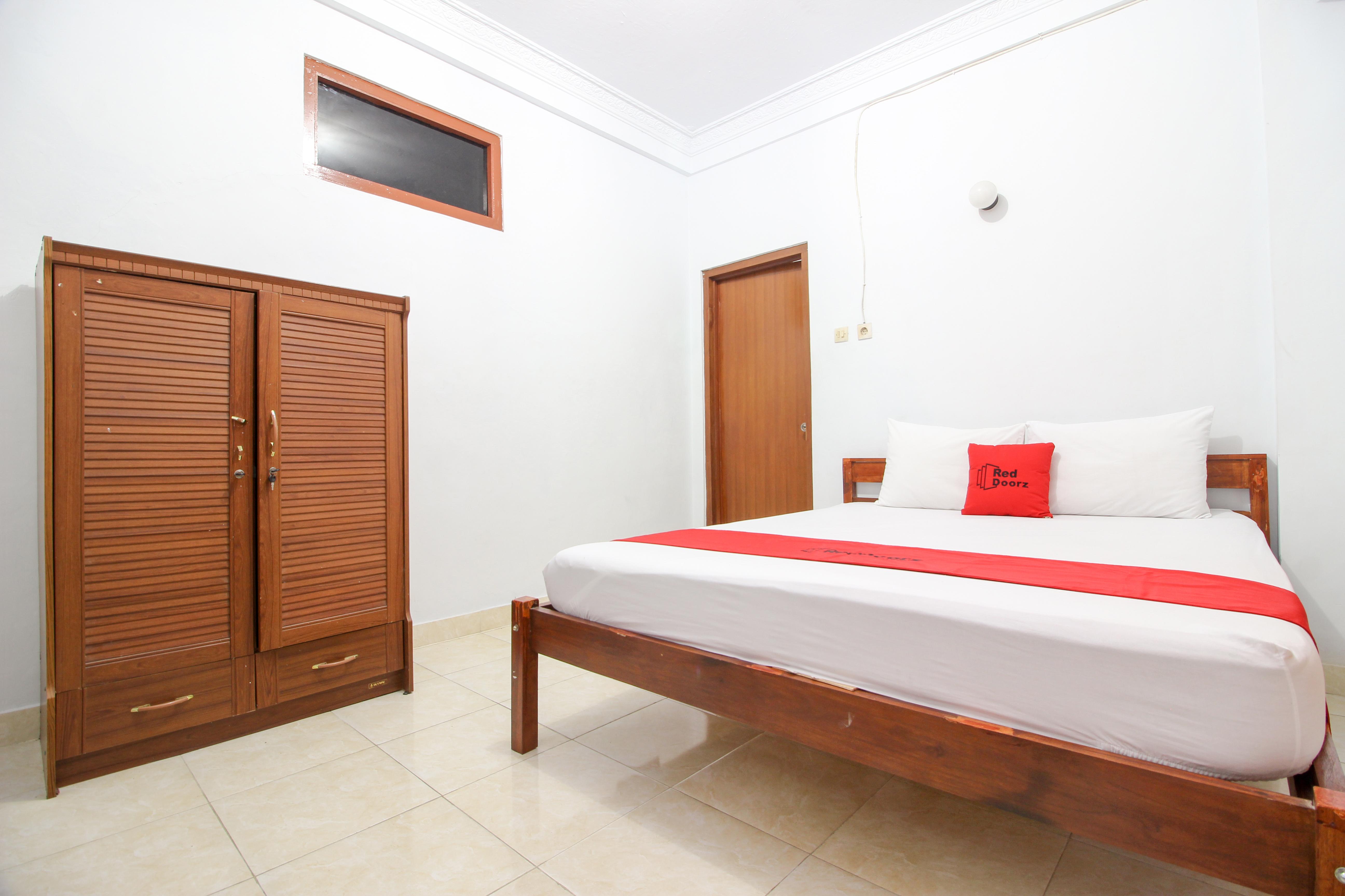 יוגיאקרטה Reddoorz Plus Near Alun Alun Selatan מראה חיצוני תמונה
