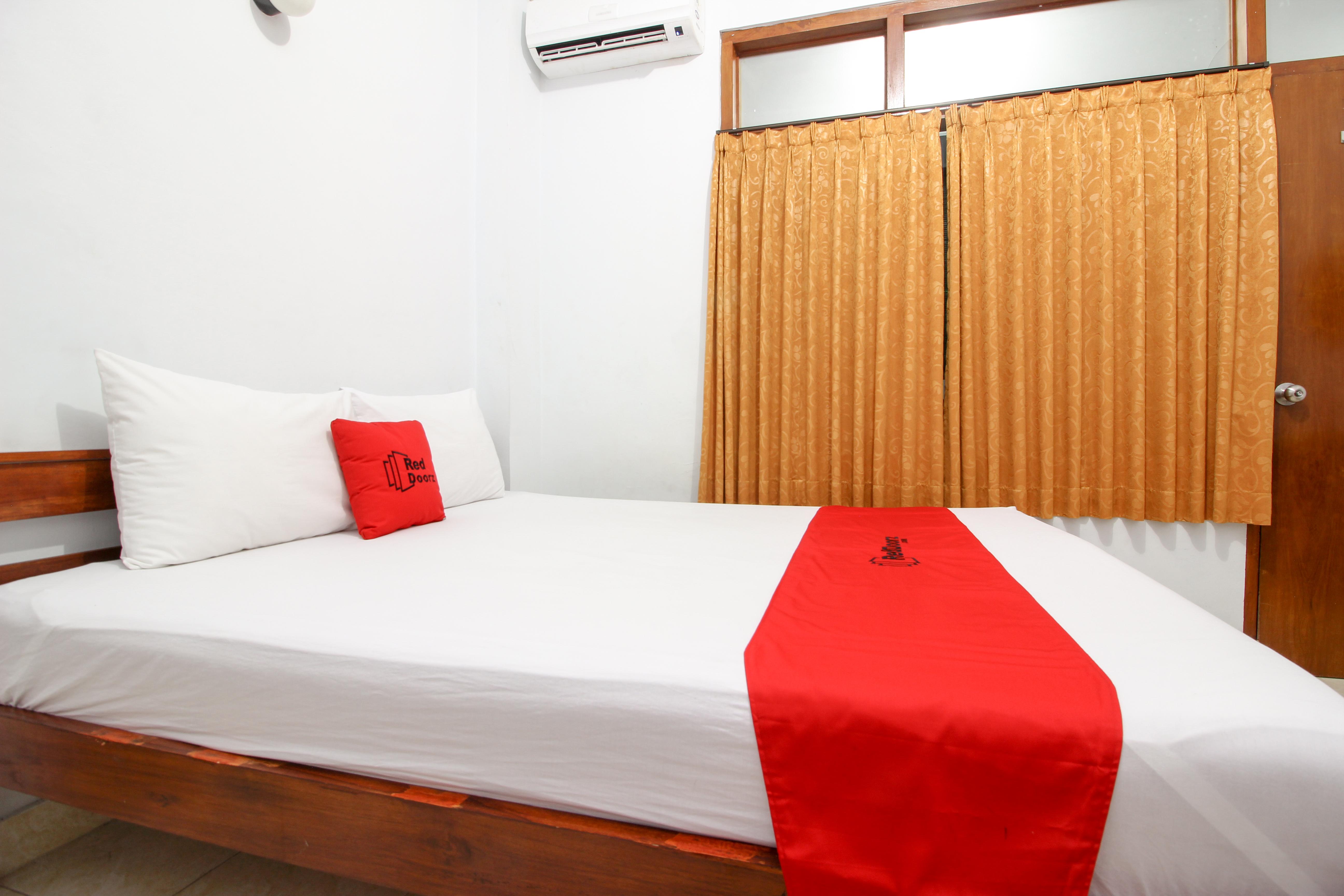 יוגיאקרטה Reddoorz Plus Near Alun Alun Selatan מראה חיצוני תמונה