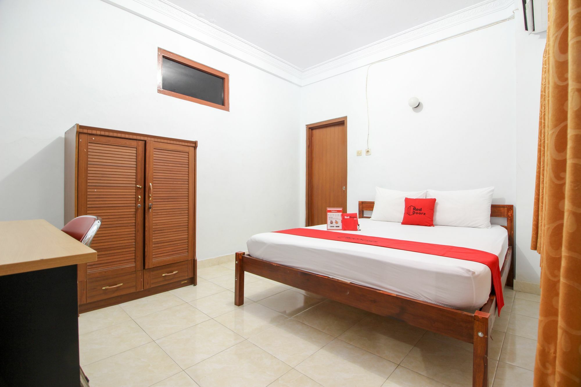 יוגיאקרטה Reddoorz Plus Near Alun Alun Selatan מראה חיצוני תמונה